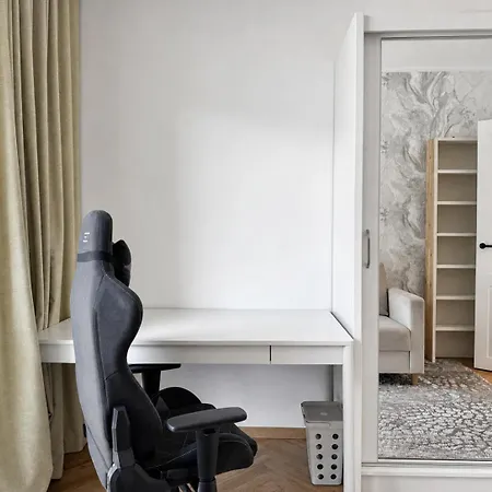 Stylish Center With Parking Apartamento *
