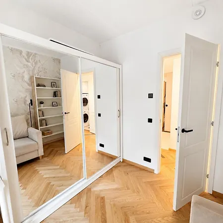 Stylish Center With Parking Apartamento Tallin